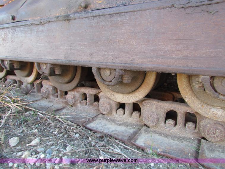 image for item H7296 1974 Caterpillar 955L track loader