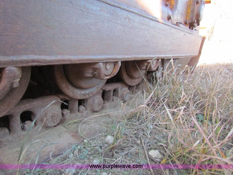 image for item H7296 1974 Caterpillar 955L track loader