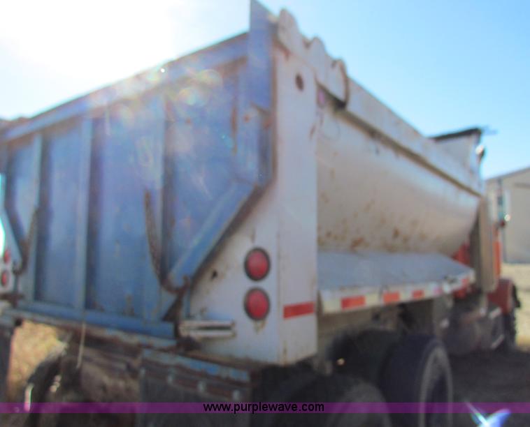 image for item H7297 1985 Peterbilt 349 dump truck