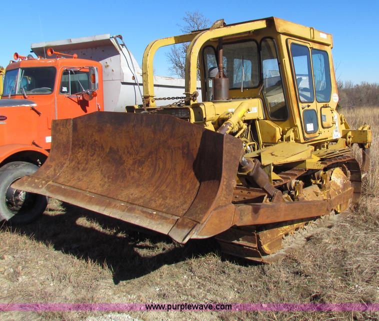 image for item H7298 1991 Fiat-Allis 10C dozer