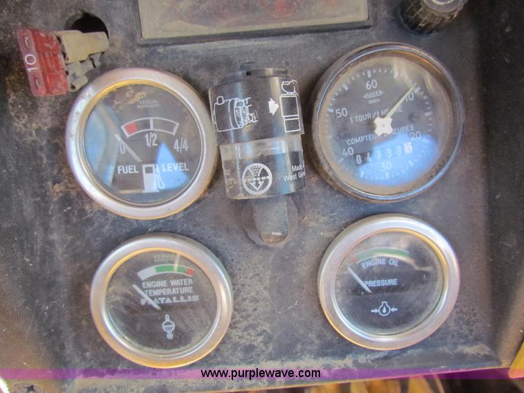 image for item H7298 1991 Fiat-Allis 10C dozer