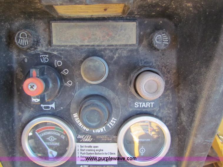 image for item H7298 1991 Fiat-Allis 10C dozer