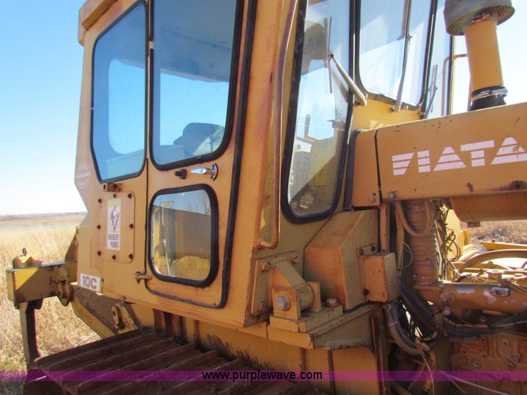 image for item H7298 1991 Fiat-Allis 10C dozer
