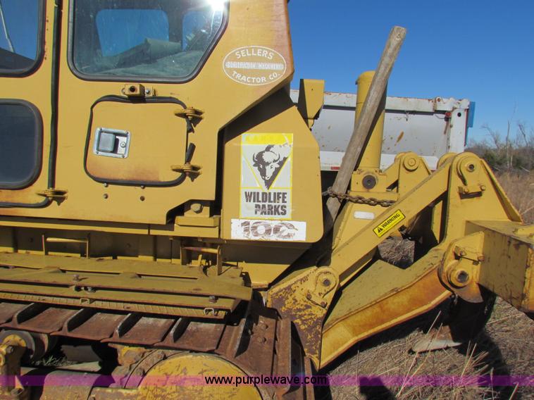 image for item H7298 1991 Fiat-Allis 10C dozer