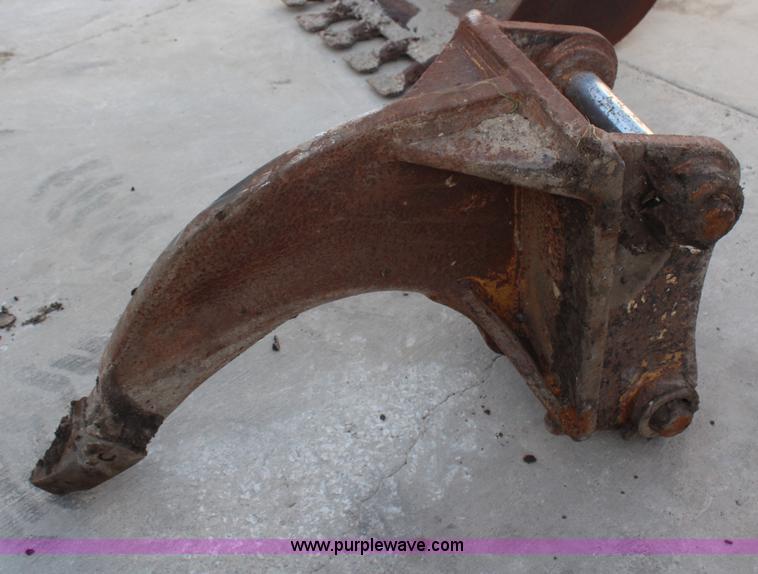 image for item H7828 Ripping fork