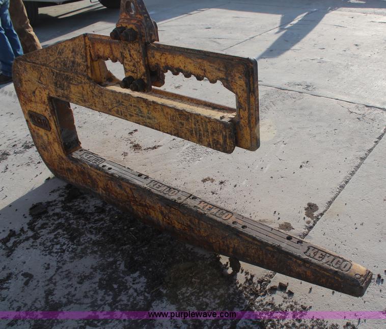 image for item H7831 Kenco pipe lift