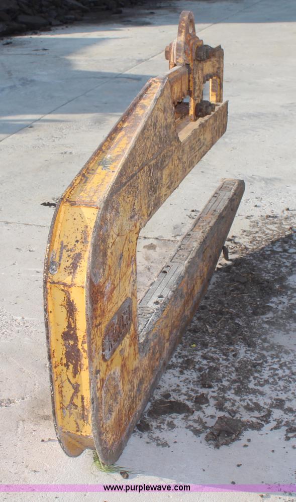 image for item H7831 Kenco pipe lift