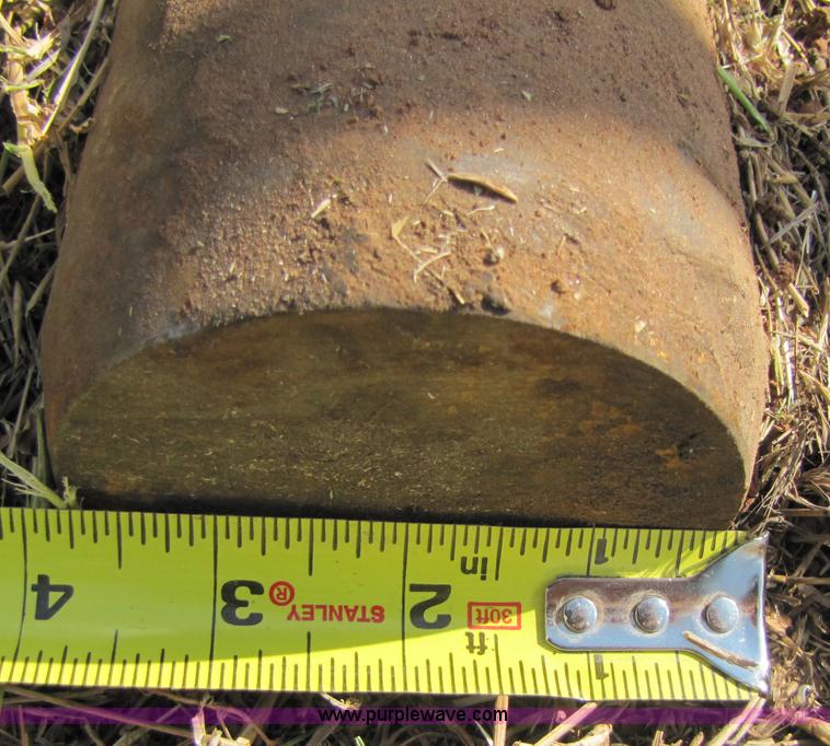 image for item H8287 Komatsu PC220LC 59'9" long reach boom and stick