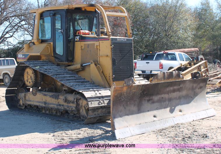 image for item H8288 1997 Caterpillar D6M LGP dozer