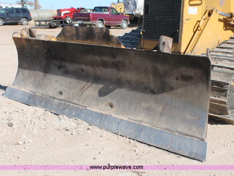 image for item H8288 1997 Caterpillar D6M LGP dozer
