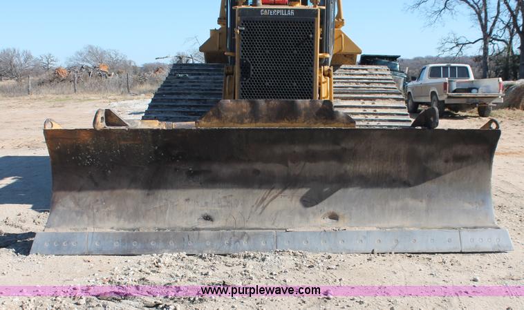 image for item H8288 1997 Caterpillar D6M LGP dozer