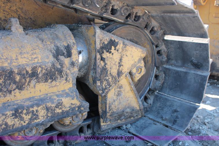 image for item H8288 1997 Caterpillar D6M LGP dozer