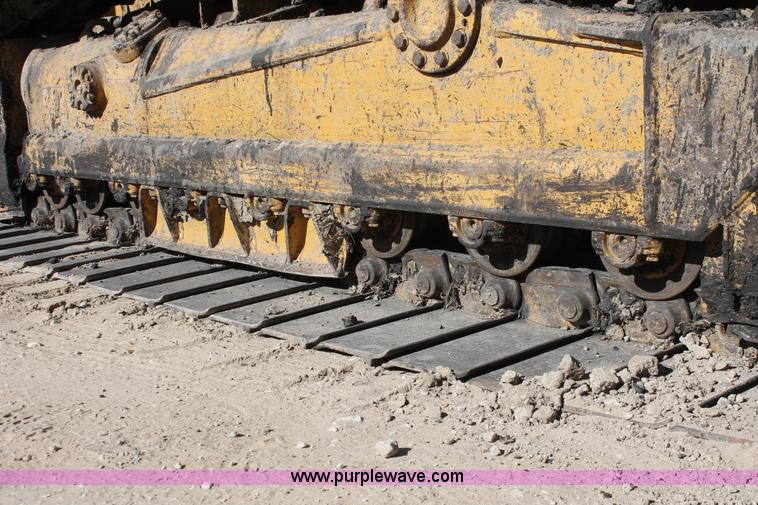 image for item H8288 1997 Caterpillar D6M LGP dozer