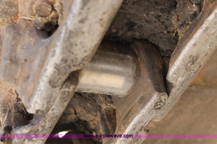 image for item H8288 1997 Caterpillar D6M LGP dozer