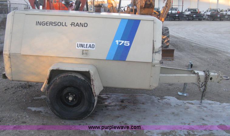 image for item I5724 Ingersoll Rand 175 air compressor