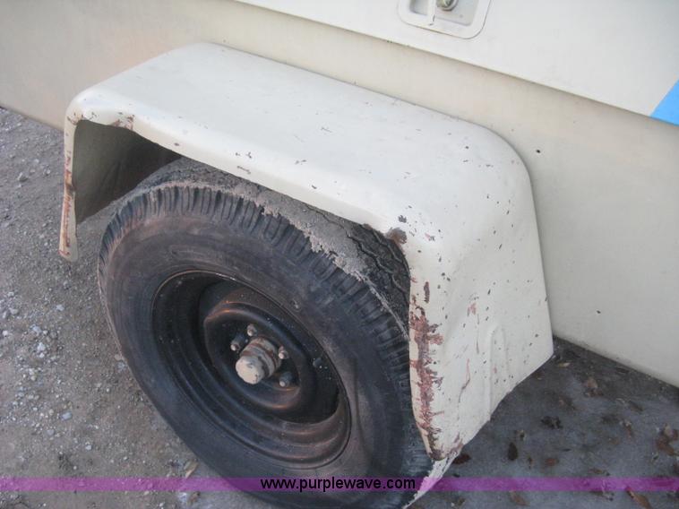 image for item I5724 Ingersoll Rand 175 air compressor