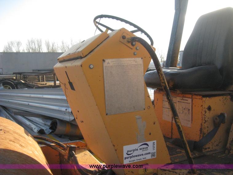 image for item I5729 Dynapac CA15PD smooth drum vibratory roller