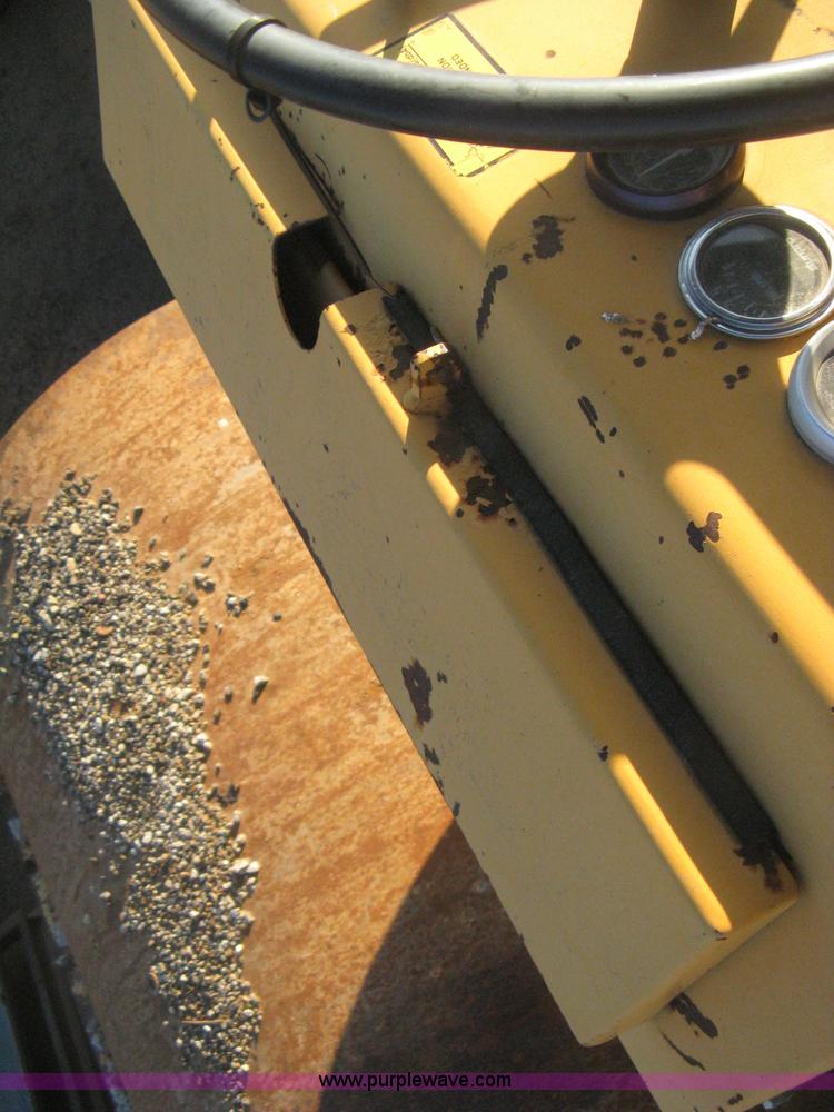 image for item I5729 Dynapac CA15PD smooth drum vibratory roller