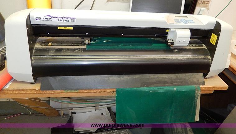 image for item AP9756 Summa Cut 30" plotter
