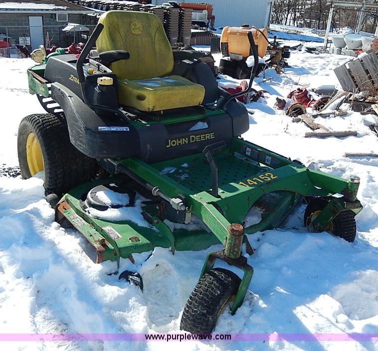 image for item AP9760 John Deere 757 Ztrak lawn mower