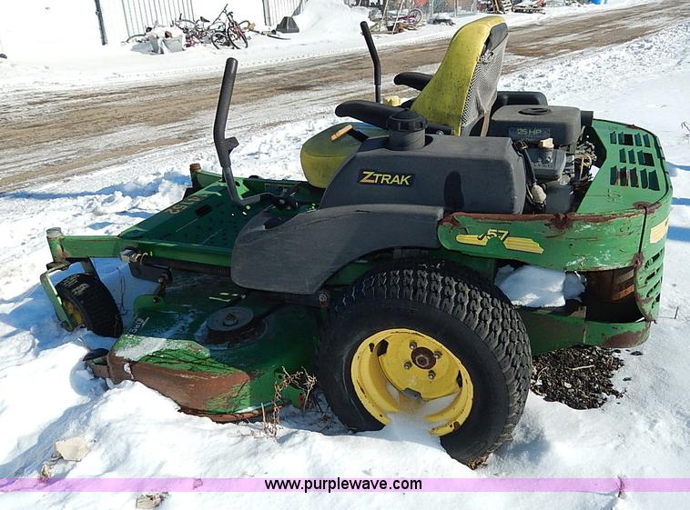image for item AP9760 John Deere 757 Ztrak lawn mower