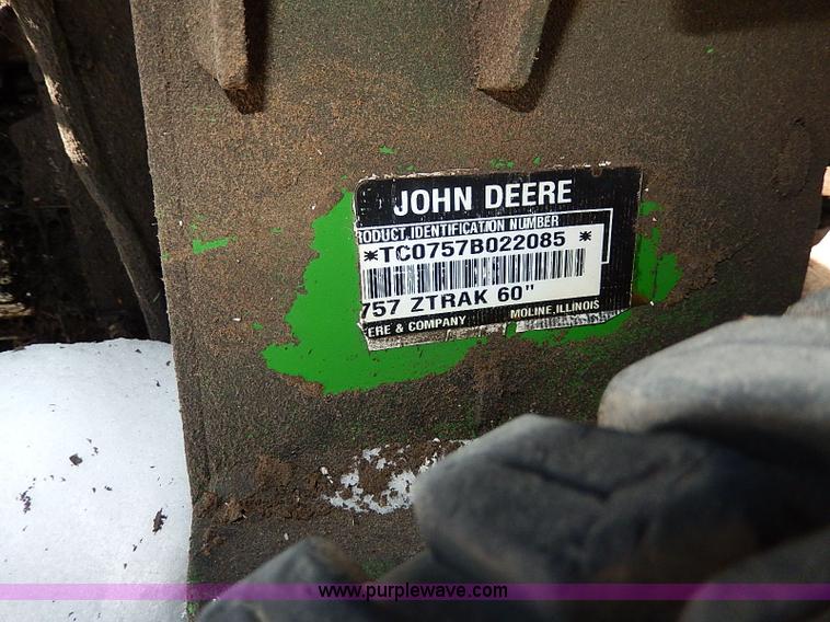 image for item AP9760 John Deere 757 Ztrak lawn mower