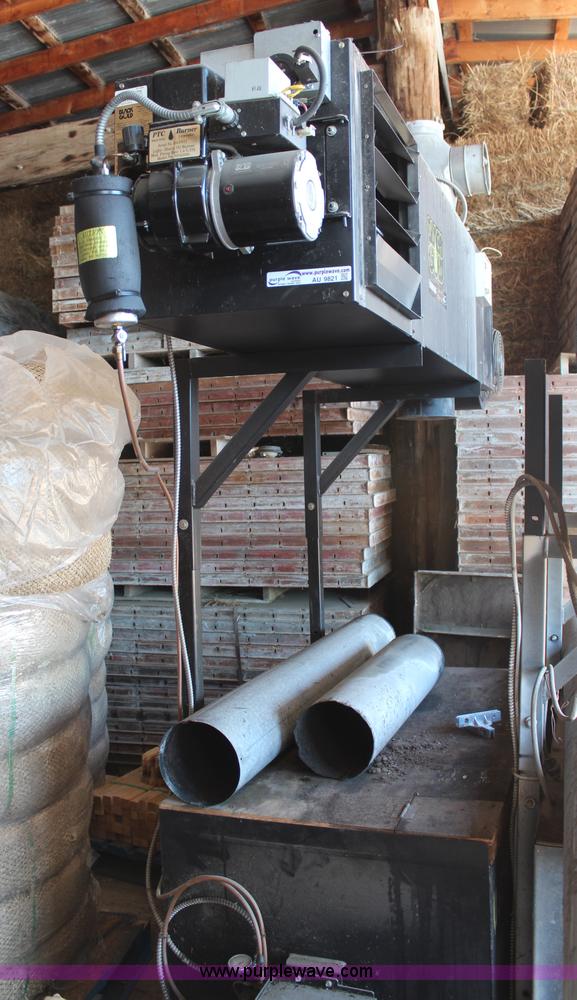 image for item AU9821 Energy Logic Stainless 2000 used oil heater