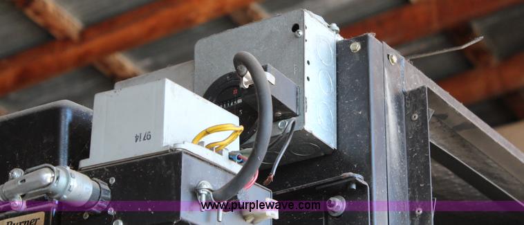 image for item AU9821 Energy Logic Stainless 2000 used oil heater