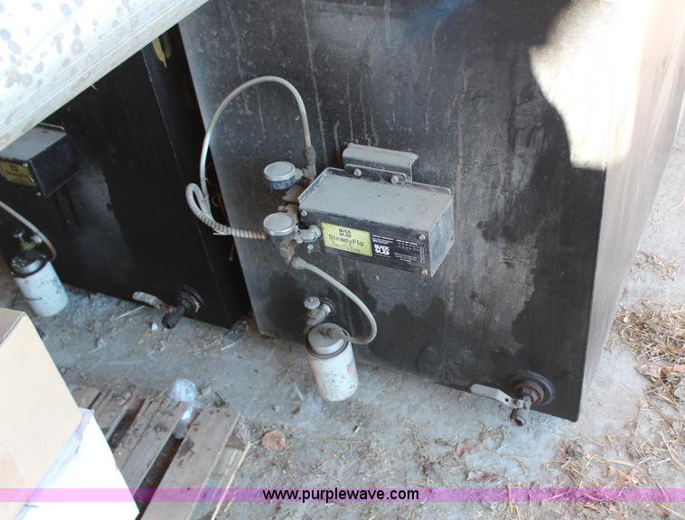 image for item AU9822 Energy Logic Black Gold stainless 2000 used oil heater