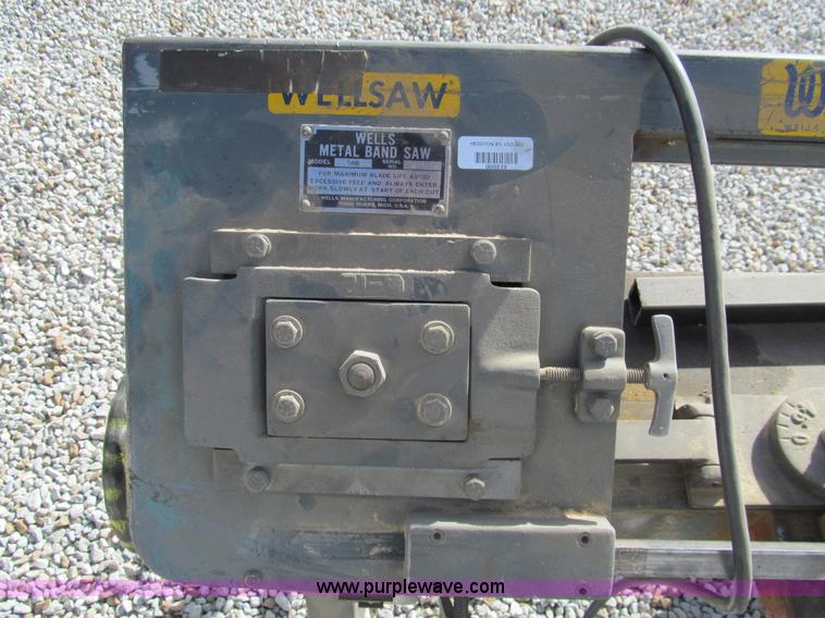 image for item AY9962 Wells 58B metal band saw