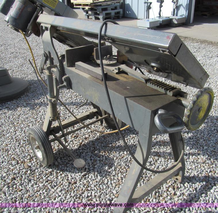 image for item AY9962 Wells 58B metal band saw