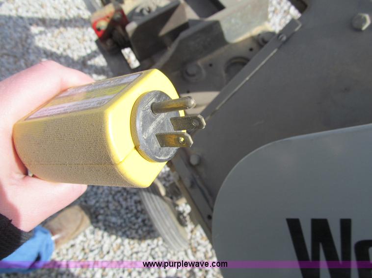 image for item AY9962 Wells 58B metal band saw