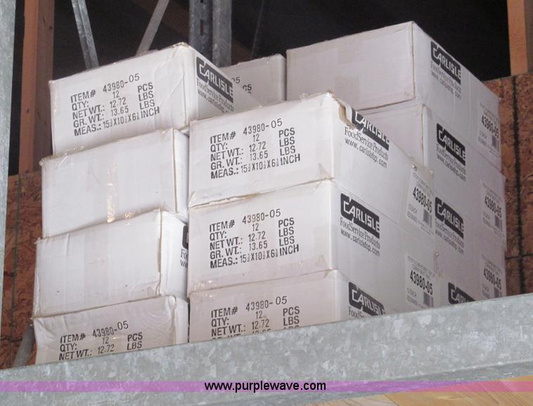 image for item AY9964 (272) plastic meal trays