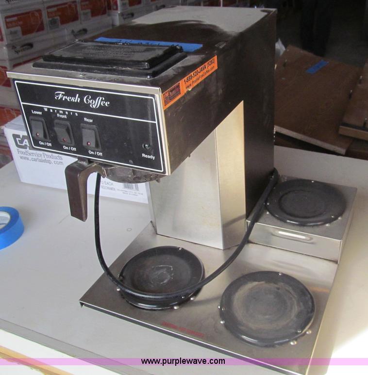 image for item AY9964 (272) plastic meal trays