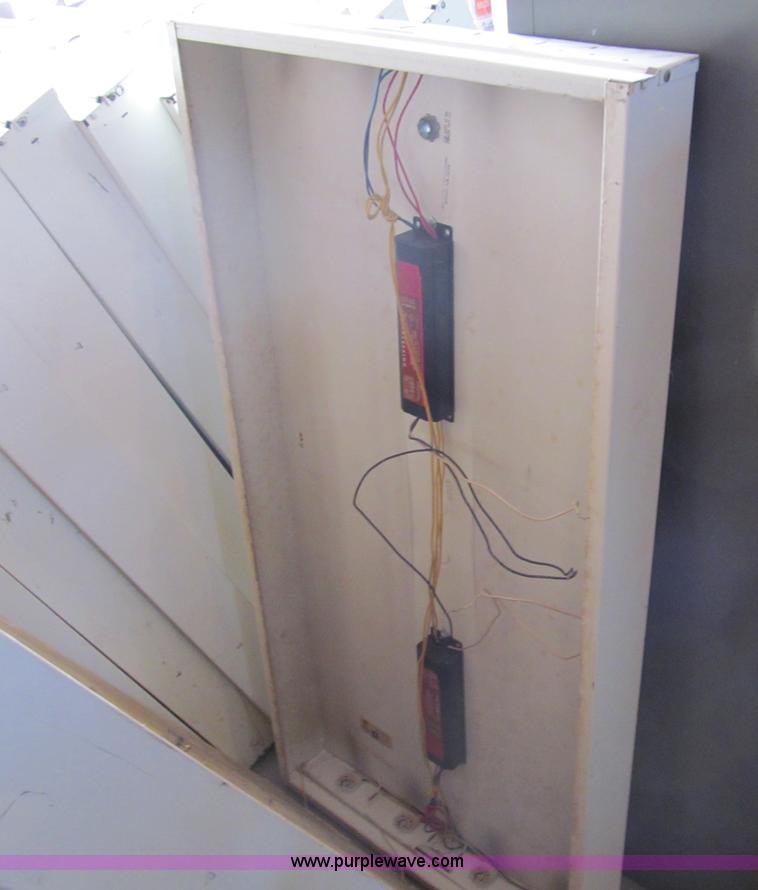 image for item AY9970 (23) light fixtures