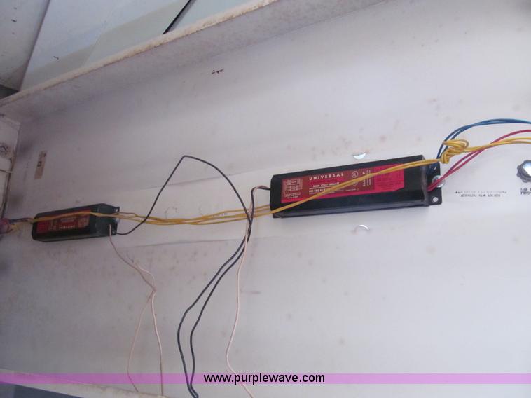 image for item AY9970 (23) light fixtures