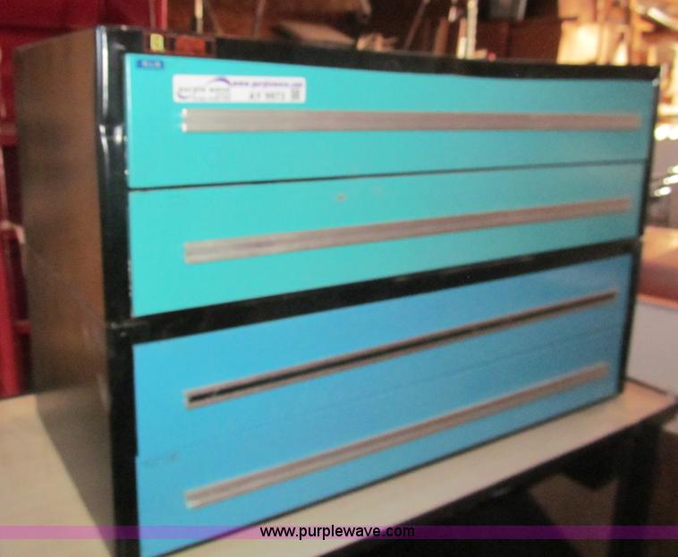 image for item AY9973 Rolling media cart