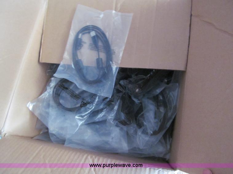 image for item AY9975 Assorted electronics