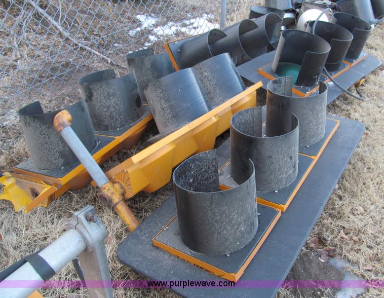 image for item AY9980 Assorted Durasig traffic lights