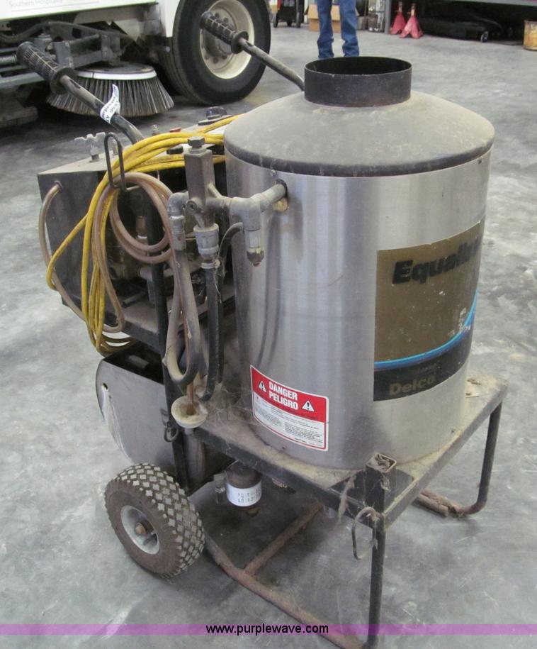 image for item AY9981 Delco Equalizer 385BD pressure washer