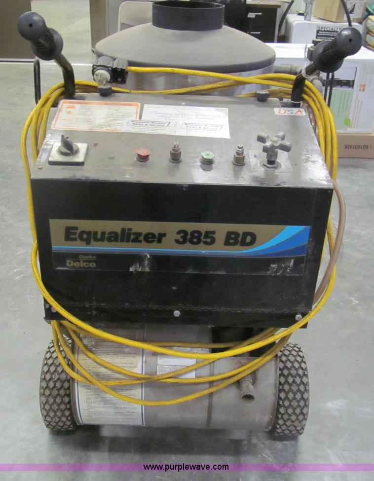 image for item AY9981 Delco Equalizer 385BD pressure washer