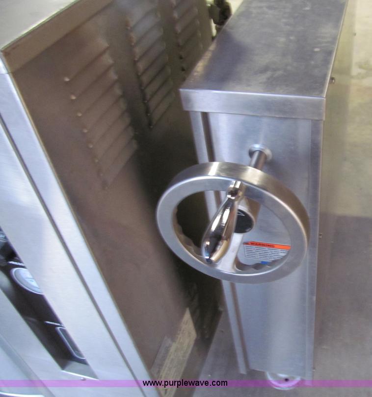 image for item AY9982 Market Forge FT-40GL commercial tilting kettle