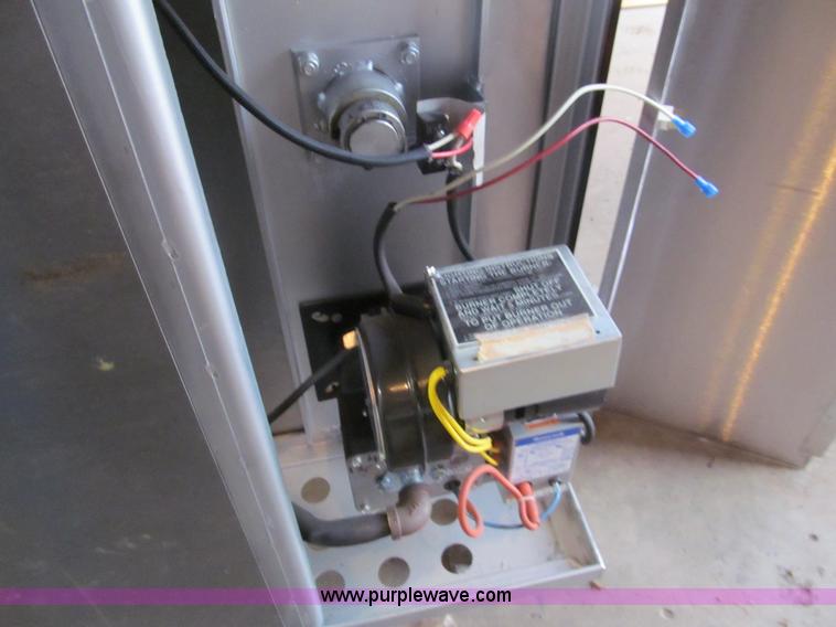 image for item AY9982 Market Forge FT-40GL commercial tilting kettle