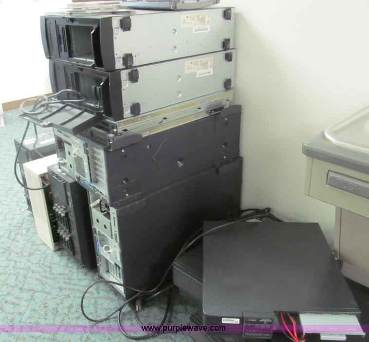 image for item AY9986 (7) servers