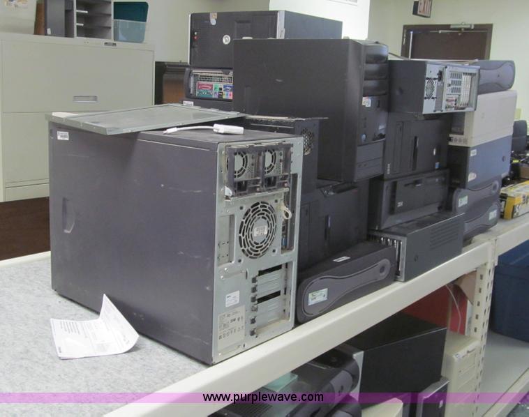 image for item AY9989 Approximately 140 computer towers