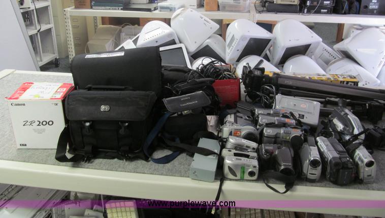 image for item AY9999 Assorted digital cameras and camcorders