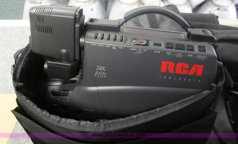 image for item AY9999 Assorted digital cameras and camcorders