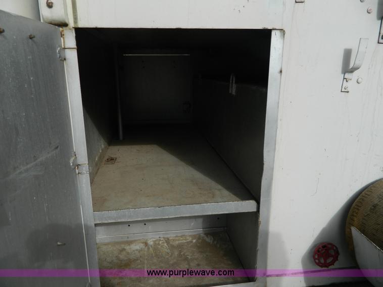 image for item AZ9019 1955 Ford F500 fire truck