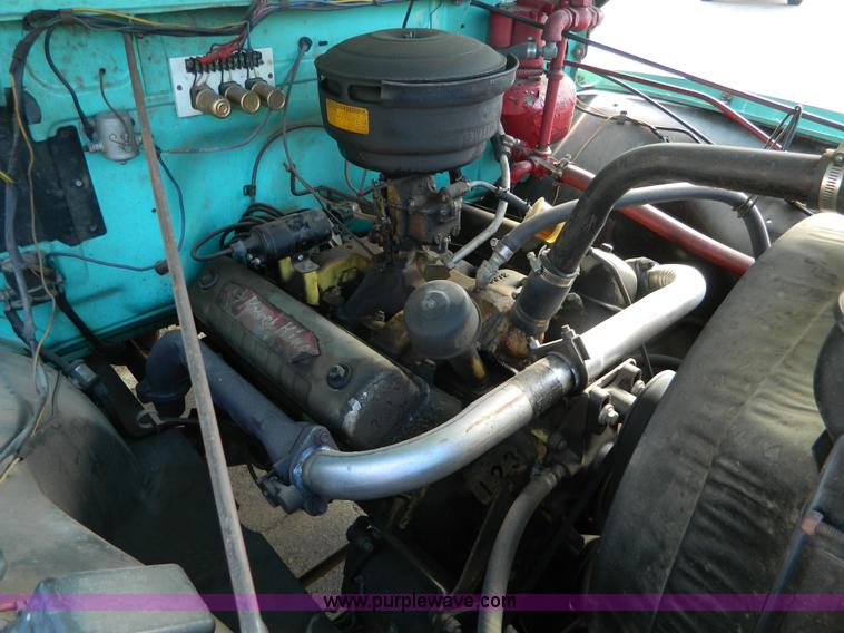 image for item AZ9019 1955 Ford F500 fire truck