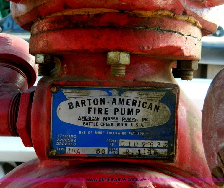 image for item AZ9019 1955 Ford F500 fire truck